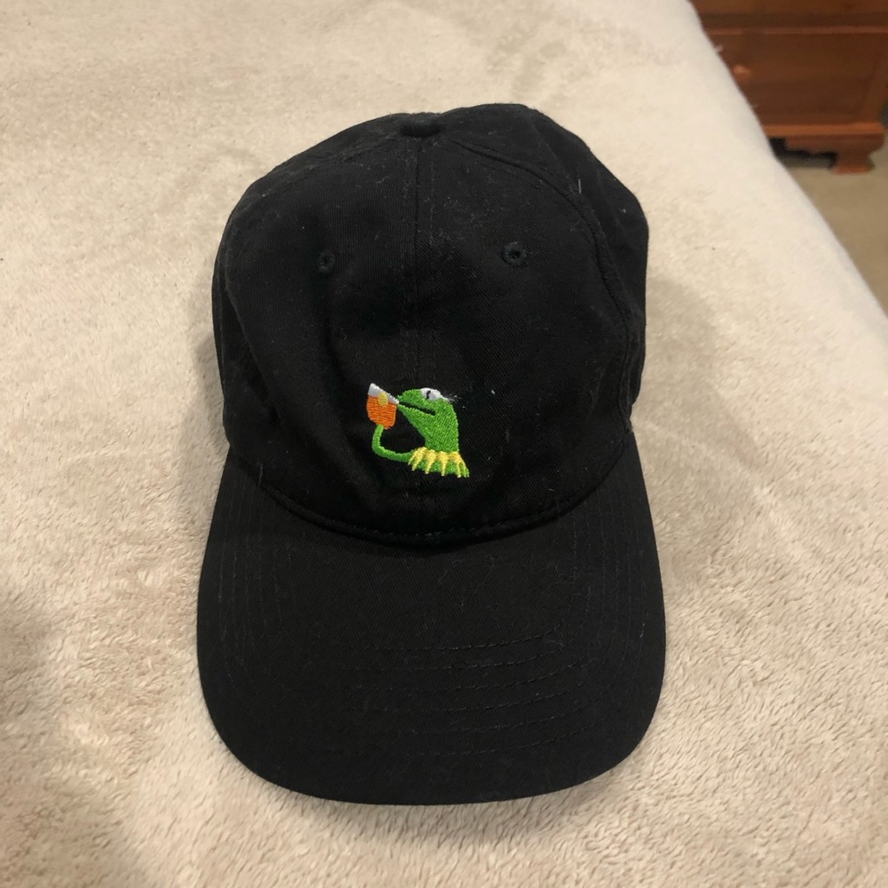 Kermit Sipping Tea Hat